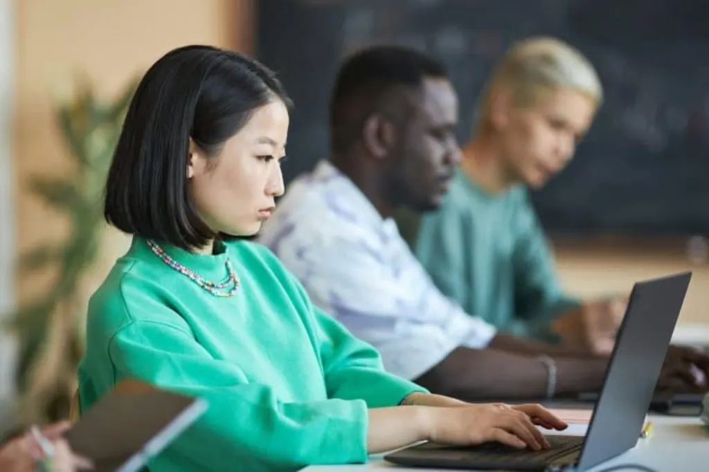Tendências incríveis em segurança cibernética empresarial para 2023! Proteja seus dados com o que há de mais moderno em tecnologia!